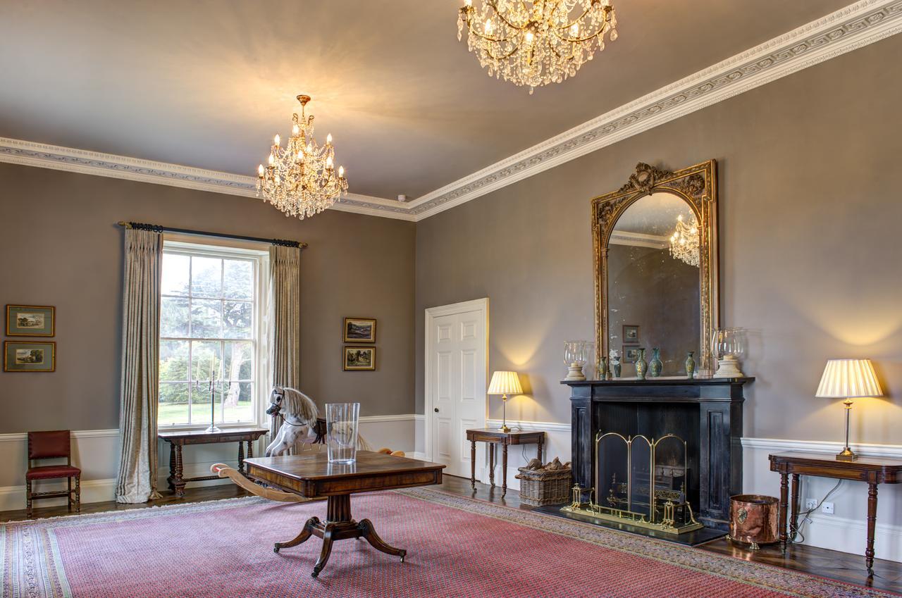 Saltmarshe Hall Экстерьер фото