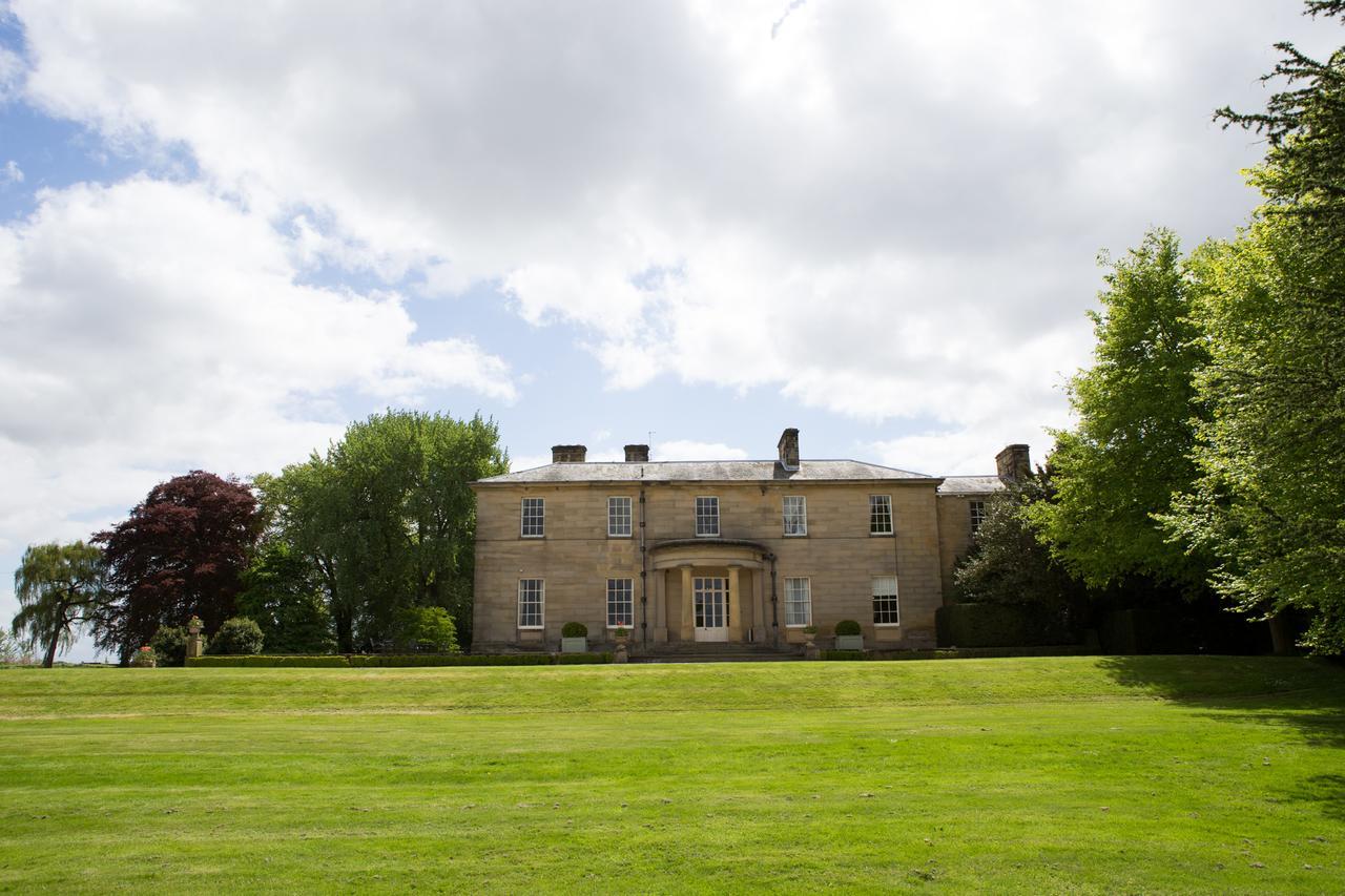 Saltmarshe Hall Экстерьер фото